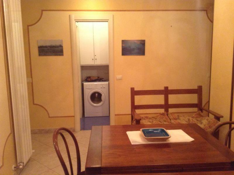 Casa Vacanza Angela Villa Бонасола Екстериор снимка
