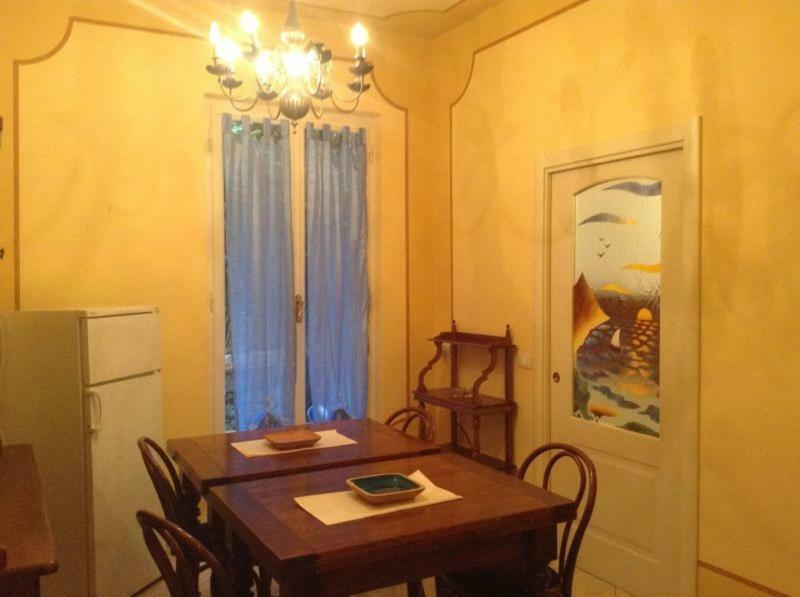Casa Vacanza Angela Villa Бонасола Екстериор снимка