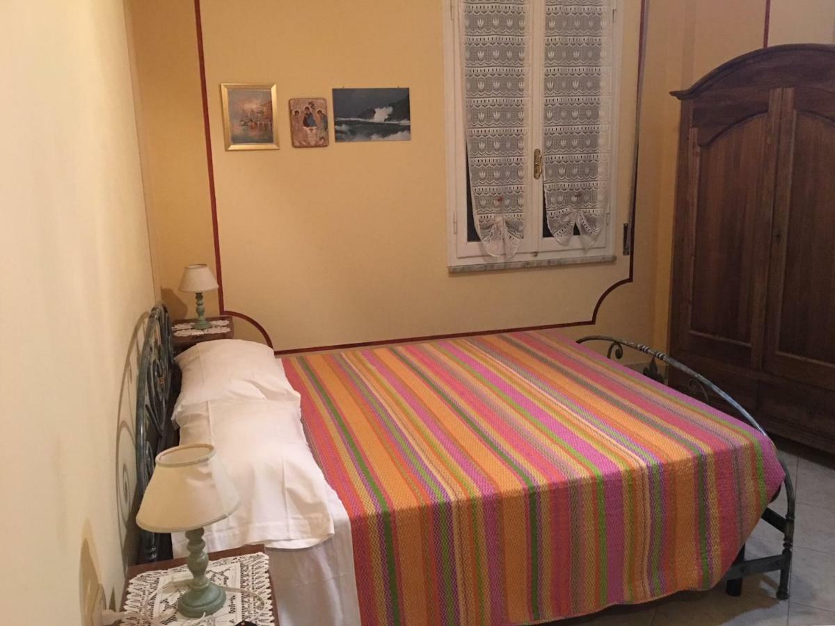 Casa Vacanza Angela Villa Бонасола Екстериор снимка
