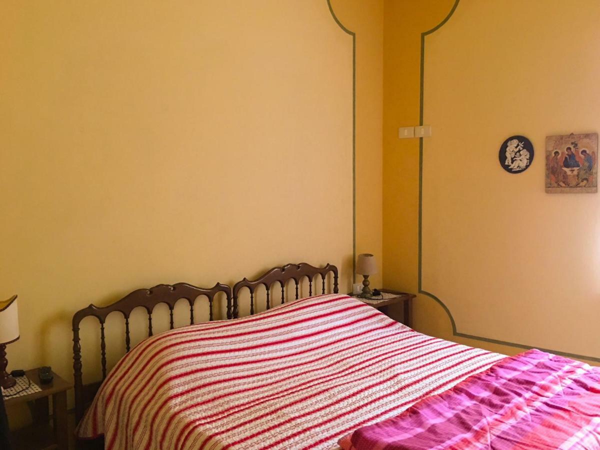 Casa Vacanza Angela Villa Бонасола Екстериор снимка